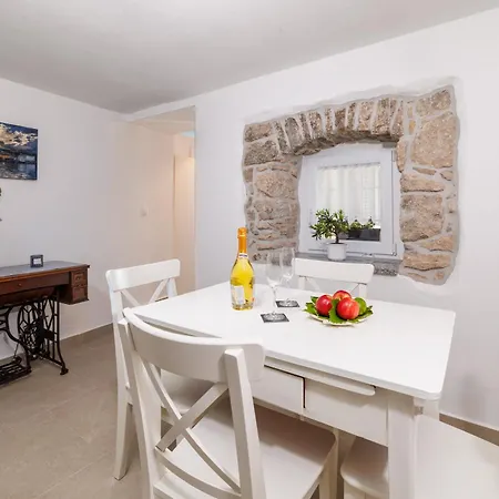 Holliday House Smokvica Case de vacanță